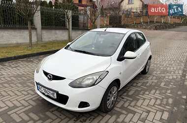 Хэтчбек Mazda 2 2010 в Луцке
