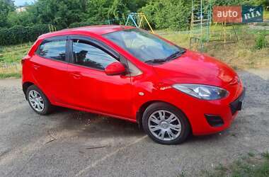 Хэтчбек Mazda 2 2010 в Кременчуге