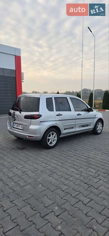 Хэтчбек Mazda 2 2005 в Черновцах