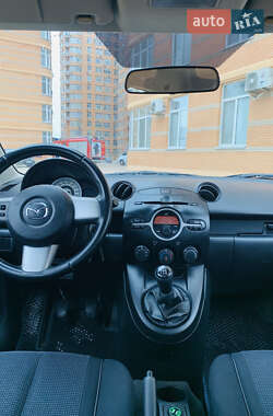 Хэтчбек Mazda 2 2007 в Одессе
