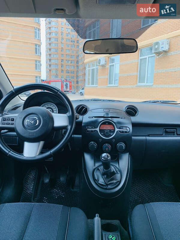 Хэтчбек Mazda 2 2007 в Одессе