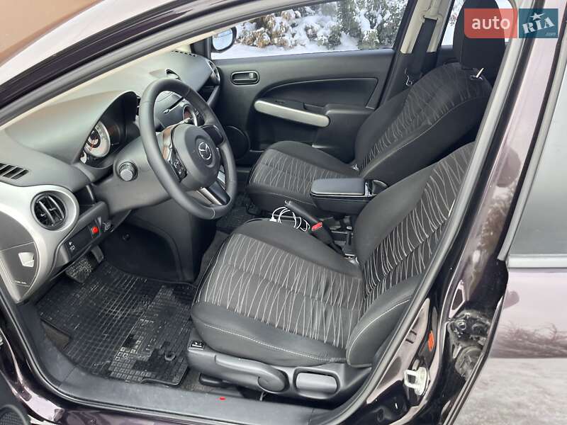 Хетчбек Mazda 2 2008 в Києві