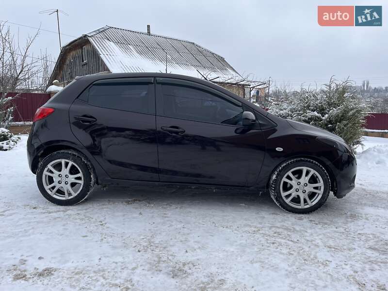 Хетчбек Mazda 2 2008 в Києві