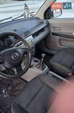 Хэтчбек Mazda 2 2003 в Терновке
