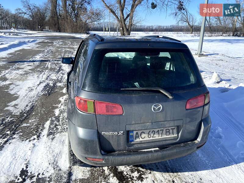 Хетчбек Mazda 2 2004 в Києві