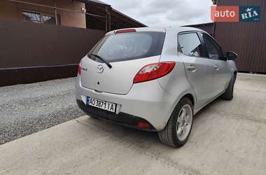 Хэтчбек Mazda 2 2007 в Виноградове фото 8 Хэтчбек Mazda 2 2007 в Виноградове