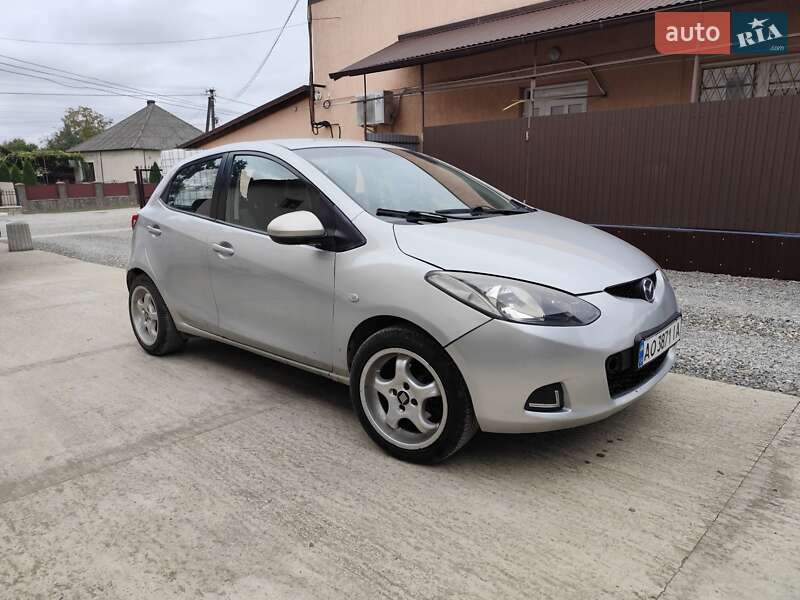 Хэтчбек Mazda 2 2007 в Виноградове фото 3 Хэтчбек Mazda 2 2007 в Виноградове