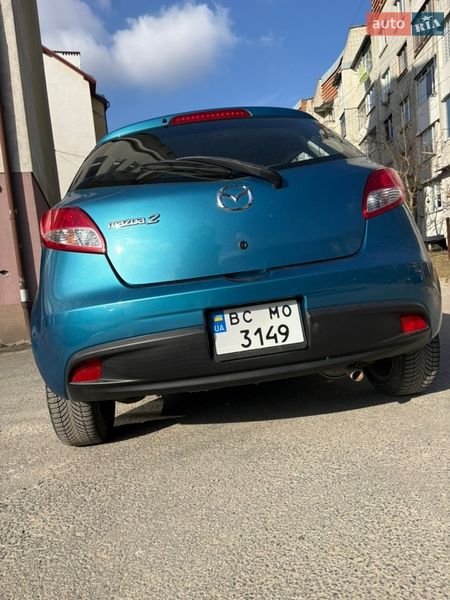 Хэтчбек Mazda 2 2012 в Львове