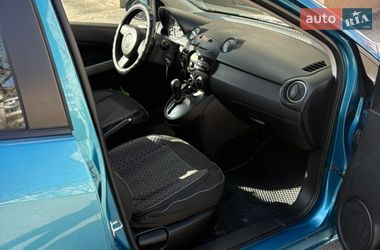 Хэтчбек Mazda 2 2012 в Львове