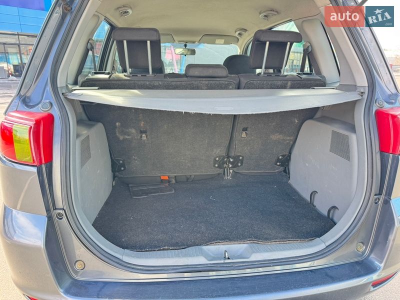 Хэтчбек Mazda 2 2004 в Киеве