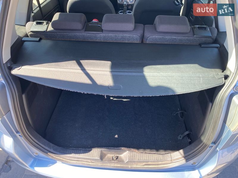 Хэтчбек Mazda 2 2007 в Полтаве