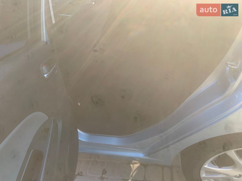 Хэтчбек Mazda 2 2010 в Коростене