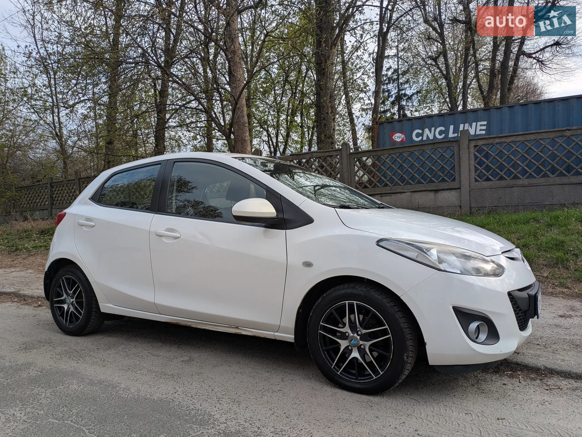 2012 Mazda 2 - мініатюра 5