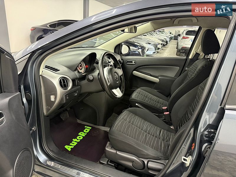 Хетчбек Mazda 2 2009 в Одесі