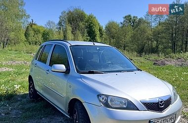 Хетчбек Mazda 2 2004 в Золочеві