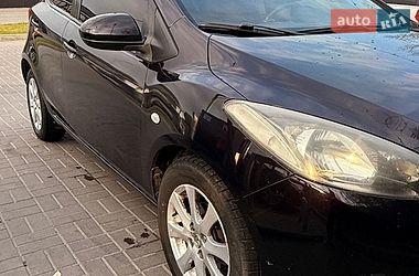 Хэтчбек Mazda 2 2008 в Днепре