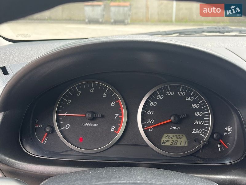 Хетчбек Mazda 2 2004 в Вінниці