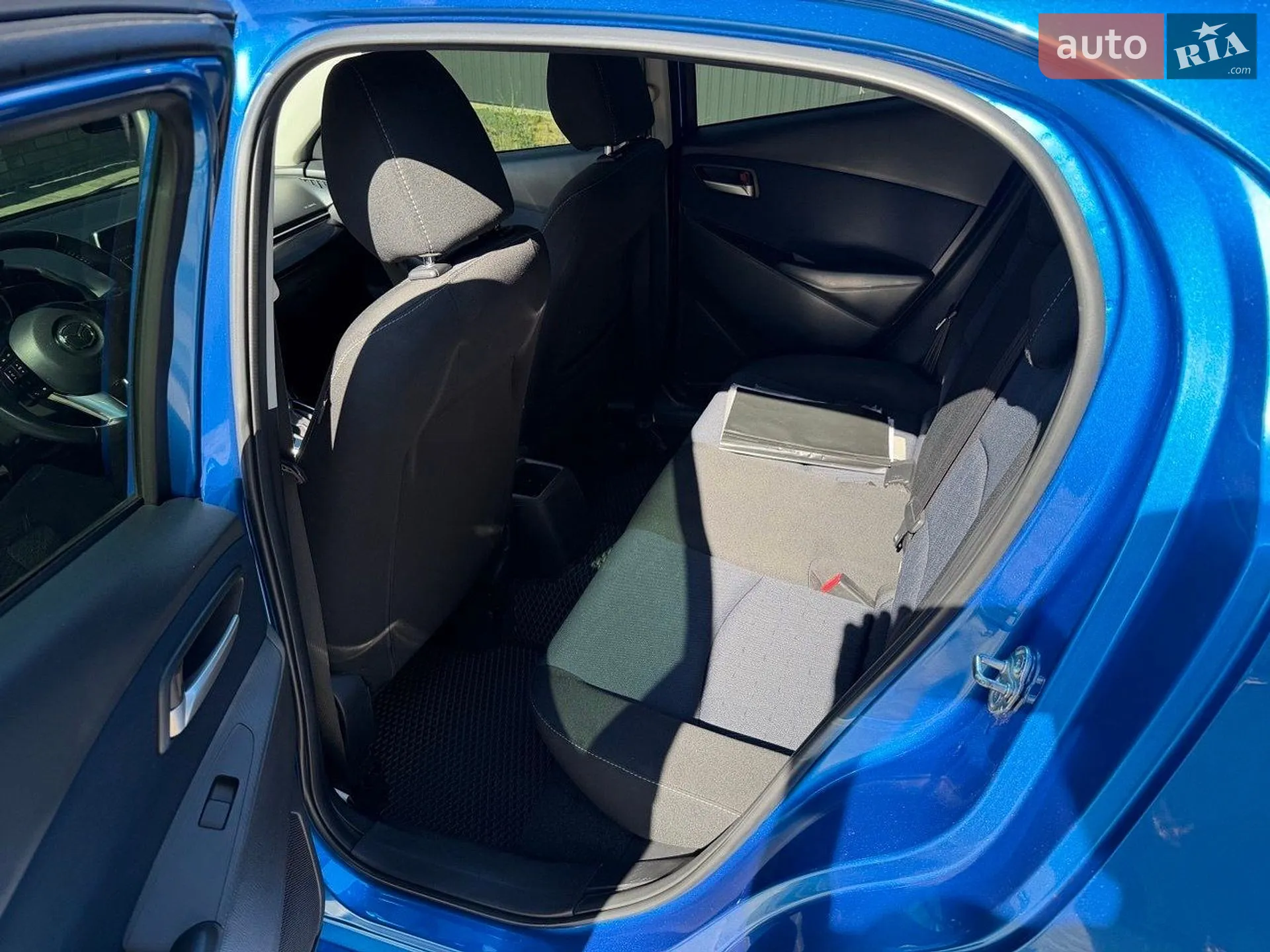 2015 Mazda 2 - мініатюра 5