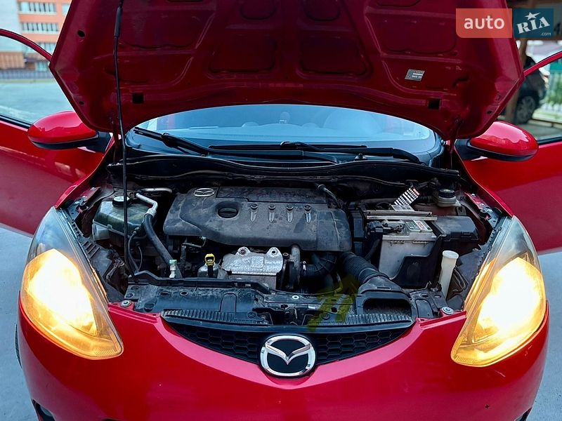 Хэтчбек Mazda 2 2008 в Белой Церкви
