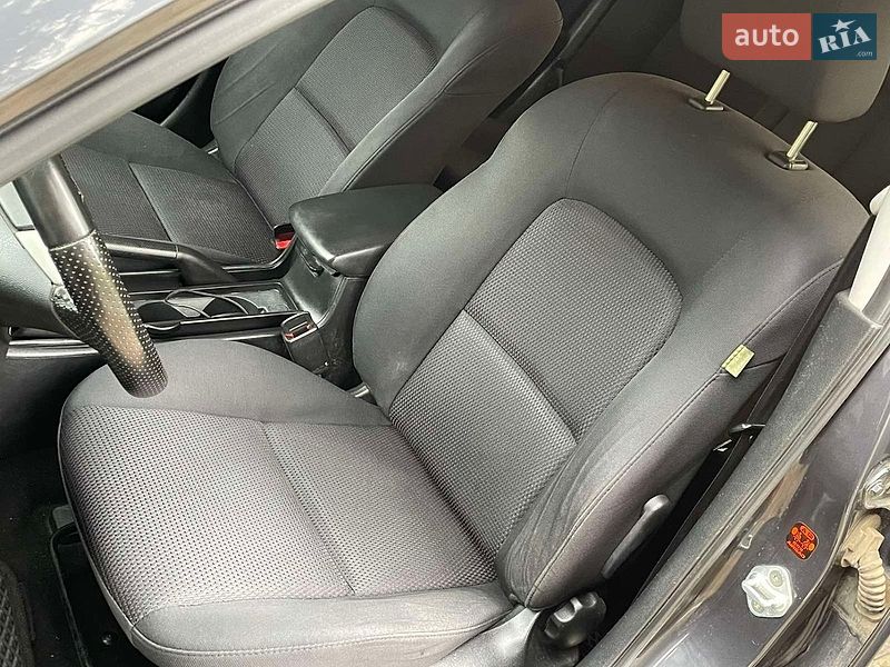 Хэтчбек Mazda 2 2006 в Крыжополе