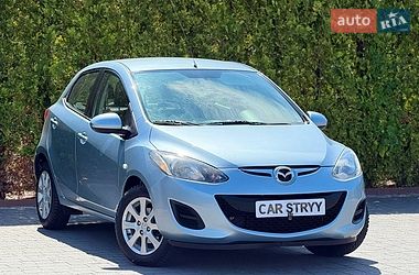 Хэтчбек Mazda 2 2012 в Стрые