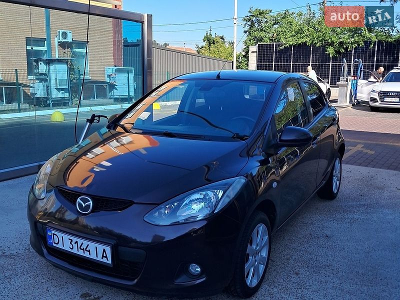 Хетчбек Mazda 2 2008 в Києві