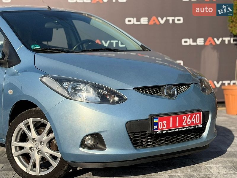 Хетчбек Mazda 2 2009 в Вінниці