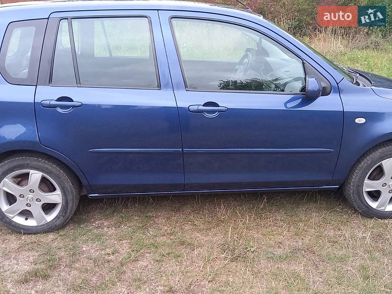 Хэтчбек Mazda 2 2007 в Бучаче