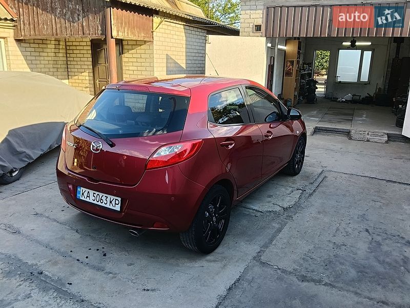Хэтчбек Mazda 2 2008 в Павлограде