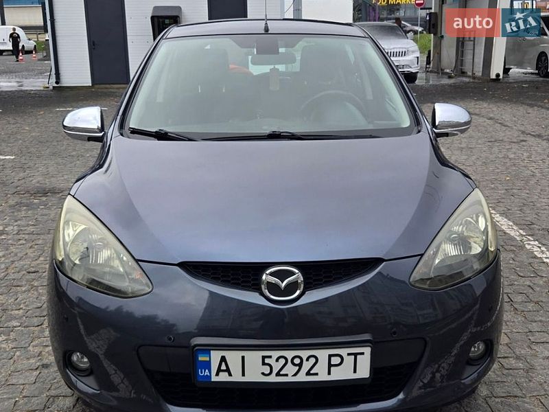 Хэтчбек Mazda 2 2008 в Киеве