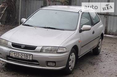 Хетчбек Mazda 323 1998 в Вінниці