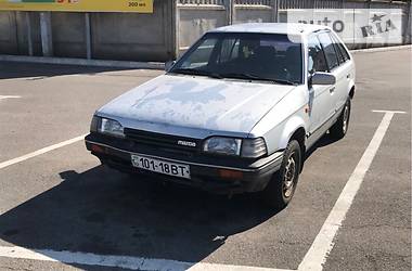 Хэтчбек Mazda 323 1990 в Виннице