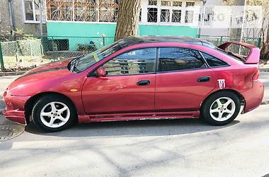 Хэтчбек Mazda 323 1996 в 