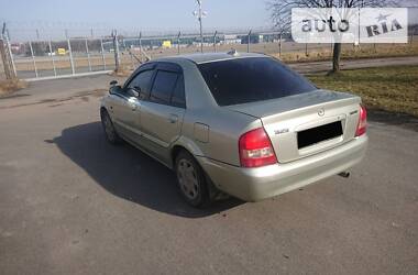 Седан Mazda 323 2003 в Львові