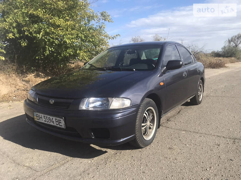 Седан Mazda 323 1998 в Одессе