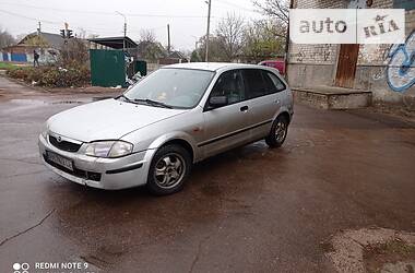 Хэтчбек Mazda 323 2000 в Овруче