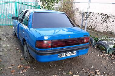 Седан Mazda 323 1994 в Подольске
