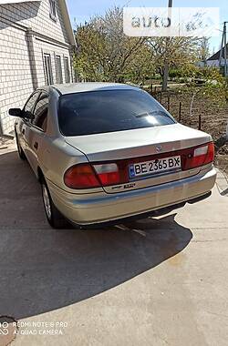 Седан Mazda 323 1998 в Миколаєві