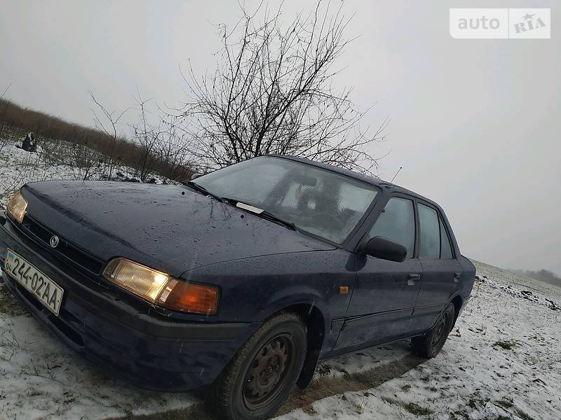Mazda 323