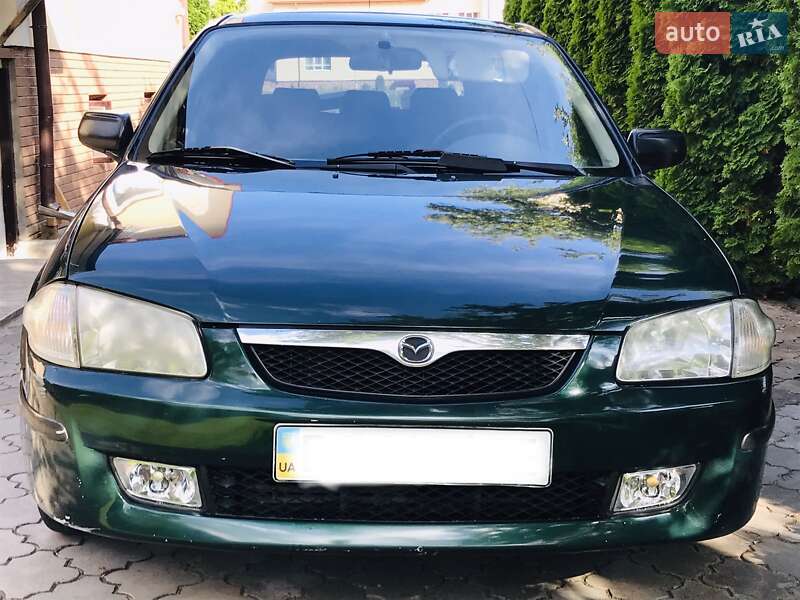Хэтчбек Mazda 323 2001 в Львове