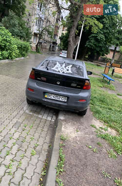 Седан Mazda 323 1996 в Надворной