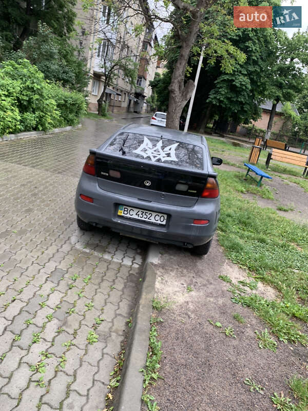 Седан Mazda 323 1996 в Надворной фото 2 Седан Mazda 323 1996 в Надворной