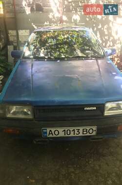 Хэтчбек Mazda 323 1986 в Иршаве