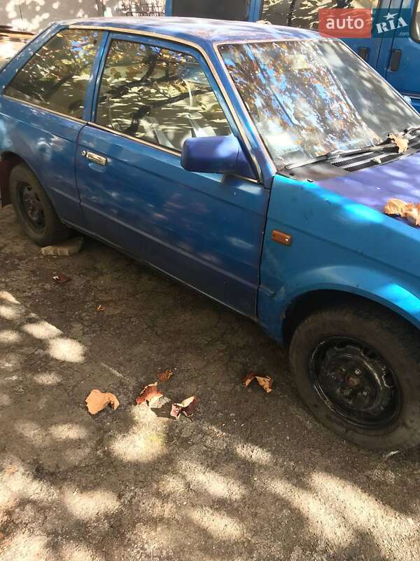 Хетчбек Mazda 323 1986 в Іршаві фото 35 Хетчбек Mazda 323 1986 в Іршаві