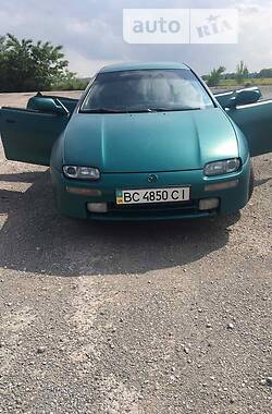 Седан Mazda 323 1998 в Кременце