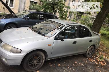 Седан Mazda 323 1998 в Киеве
