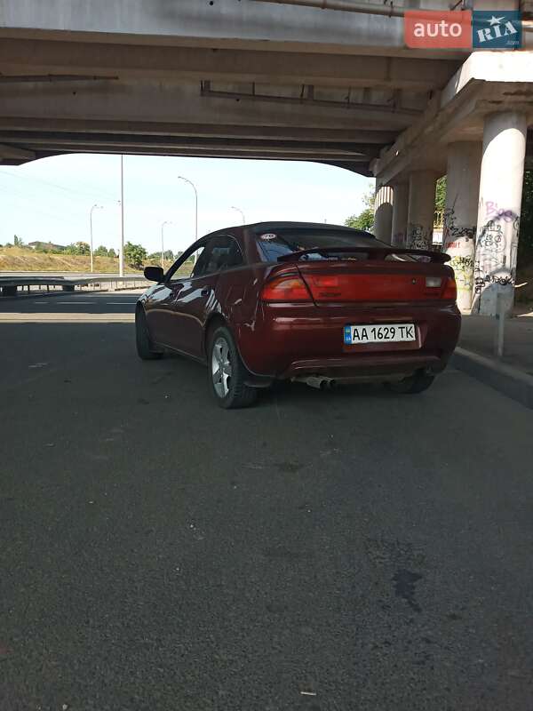 Хэтчбек Mazda 323 1996 в Одессе