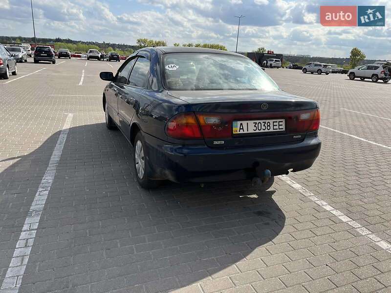 Седан Mazda 323 1997 в Виннице
