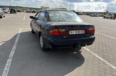 Седан Mazda 323 1997 в Виннице