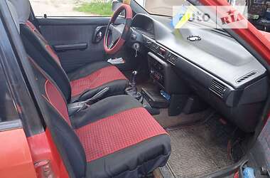 Седан Mazda 323 1991 в Хмельницькому